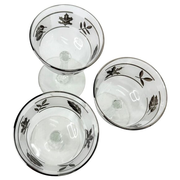 3 Vintage Libbey Silver Leaf Frosted Liquor Coctail Glasses Set 5 Inch - Picture 3 of 8